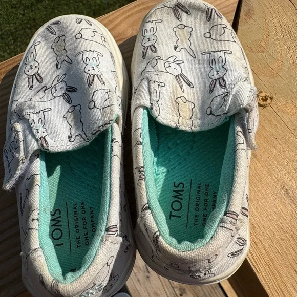 Kids Bunny Print Tom’s Slip-On Shoes - White - Picture 2 of 4